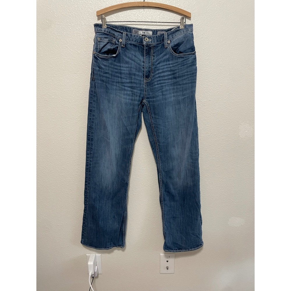 BKE Tyler Jeans Mens 34R Medium Wash Excellent Boot Leg Heavy Stitch Style 75720